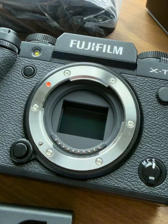 Fujifilm X-T5 XT5 40.2MP BLACK Body +EXTRA accessories