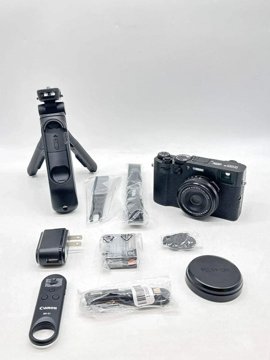 Fujifilm X100VI 40.2MP 6.2K Digital Camera Black with Accessories - New