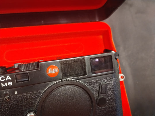 Leica M6 Black non-TTL Rangefinder Film Camera Body w/strap &amp; original box