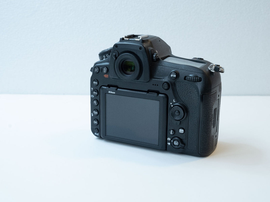 Nikon D850 45.7 MP Digital SLR Camera with 3.2 in Touchscreen - Black